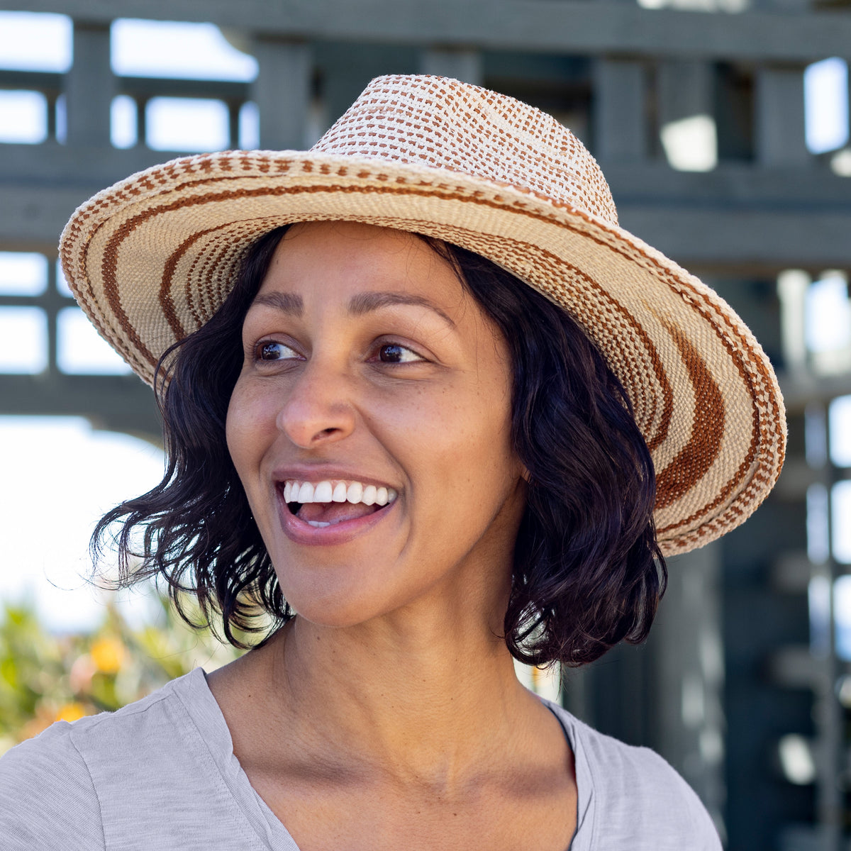 Sunday Afternoons Women's Rowan Hat | Classic, Water-Resistant Sun Hat
